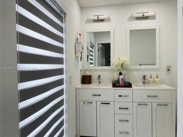 9645 SW 10th Ter, Miami FL 33174