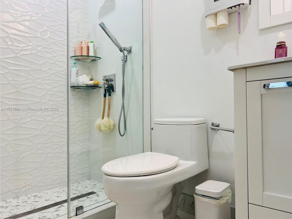 9645 SW 10th Ter, Miami FL 33174