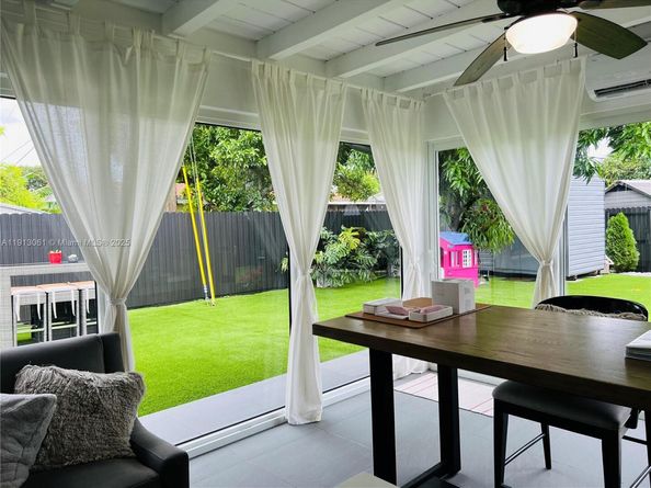 9645 SW 10th Ter, Miami FL 33174