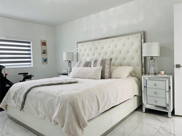 9645 SW 10th Ter, Miami FL 33174