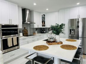 9645 SW 10th Ter, Miami FL 33174