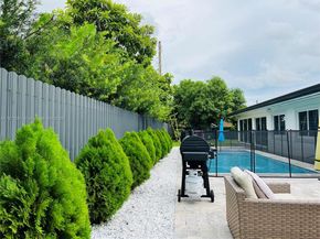 9645 SW 10th Ter, Miami FL 33174