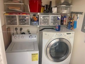 16500 Golf Club Rd 204, Weston FL 33326