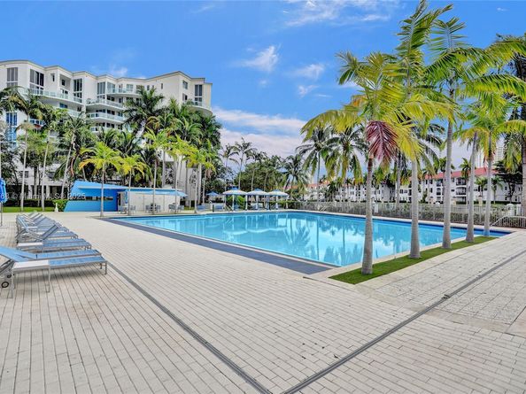 2950 NE 188th Street 225, Aventura FL 33180