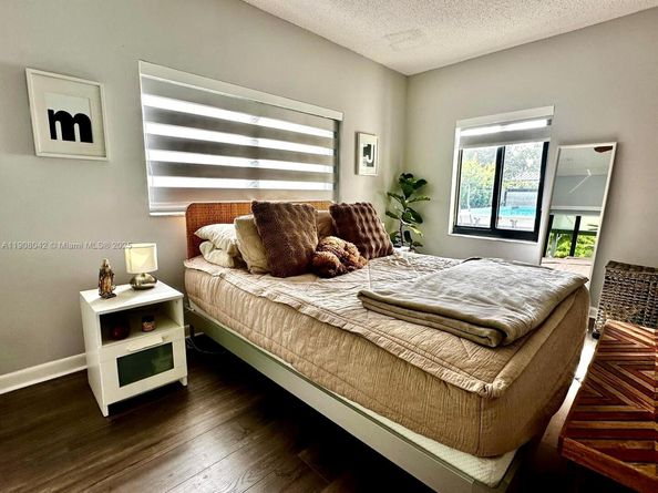 3121 SW 20th St, Miami FL 33145