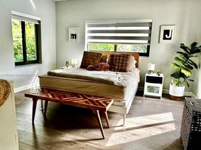 3121 SW 20th St, Miami FL 33145