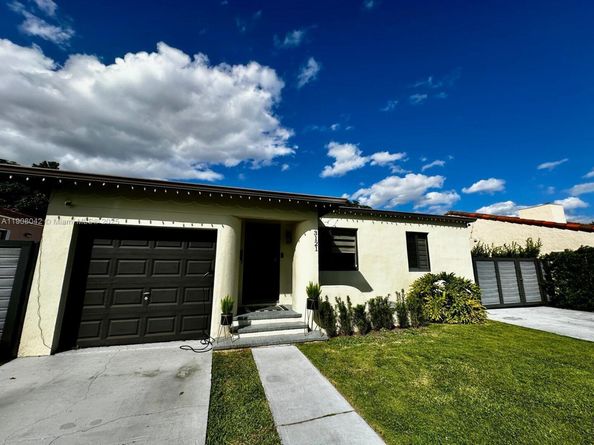 3121 SW 20th St, Miami FL 33145