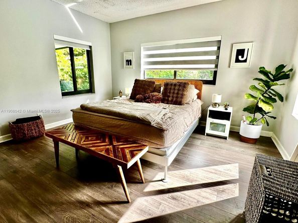 3121 SW 20th St, Miami FL 33145