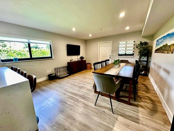 3121 SW 20th St, Miami FL 33145