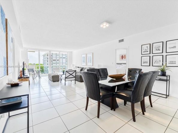 5601 Collins Ave 521, Miami Beach FL 33140