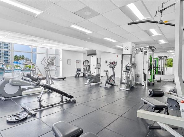 5601 Collins Ave 521, Miami Beach FL 33140
