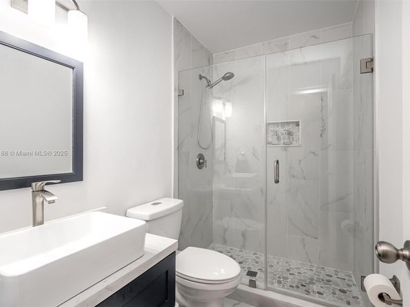 2452 NW 98th Ln, Coral Springs FL 33065