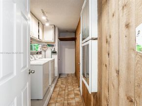 2452 NW 98th Ln, Coral Springs FL 33065