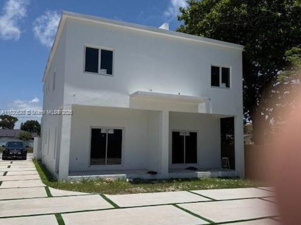 10290 SW 174th Ter, Miami FL 33157