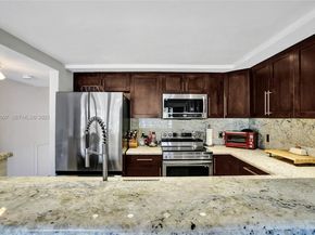 16478 NE 27th Pl 34, Eastern Shores FL 33160