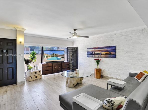 16478 NE 27th Pl 34, Eastern Shores FL 33160