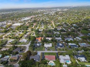 8860 SW 155th Ter, Palmetto Bay FL 33157