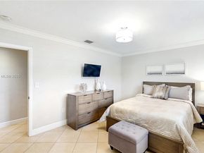 8860 SW 155th Ter, Palmetto Bay FL 33157