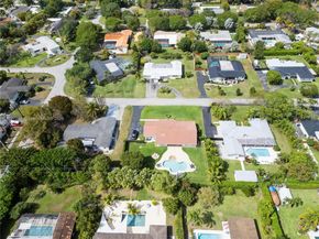 8860 SW 155th Ter, Palmetto Bay FL 33157