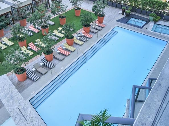 1300 S Miami Ave 1407, Miami FL 33130