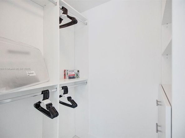 1300 S Miami Ave 1407, Miami FL 33130