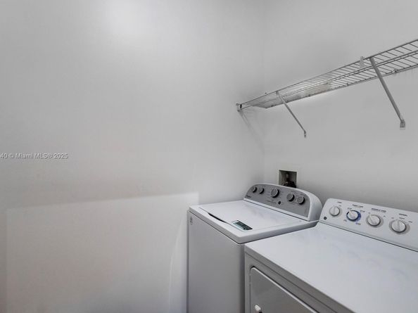 7350 SW 89th St 514S, Miami FL 33156