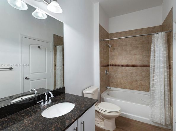 7350 SW 89th St 514S, Miami FL 33156