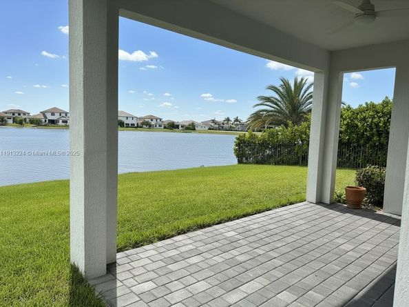 4416 SW 175th Ave, Miramar FL 33029