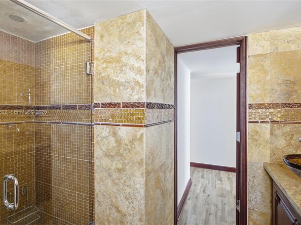 5555 Collins Ave 12N, Miami Beach FL 33140