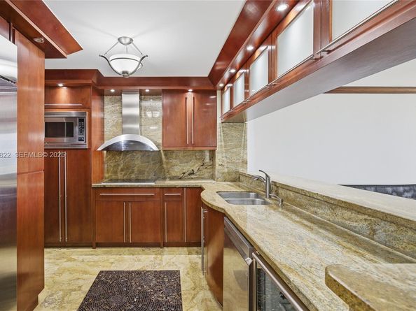 5555 Collins Ave 12N, Miami Beach FL 33140