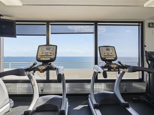 5555 Collins Ave 12N, Miami Beach FL 33140