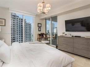 901 Brickell Key Blvd 2702, Miami FL 33131