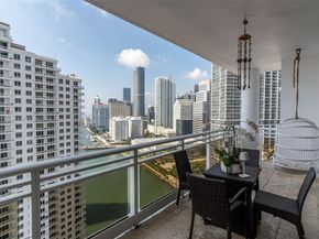 901 Brickell Key Blvd 2702, Miami FL 33131