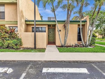 9401 NW 14th Ct