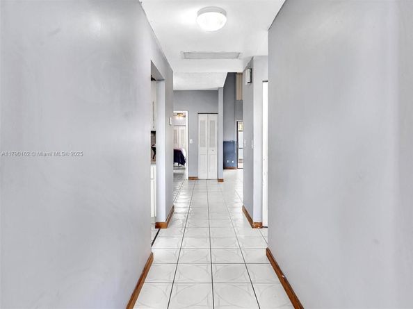 9401 NW 14th Ct 224, Pembroke Pines FL 33024
