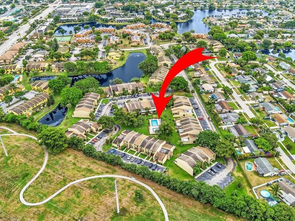 9401 NW 14th Ct 224, Pembroke Pines FL 33024