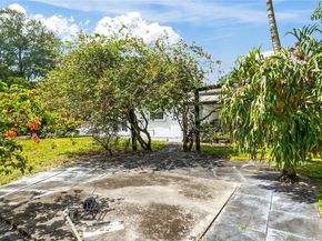 4020 SW 2nd St, Plantation FL 33317