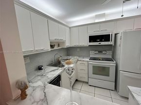 5640 SW 3rd Pl 212, Margate FL 33068