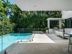 5327 N Bay Rd, Miami Beach FL 33140