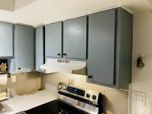 1735 NE 164th St D306, North Miami Beach FL 33162