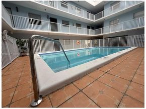 1735 NE 164th St D306, North Miami Beach FL 33162