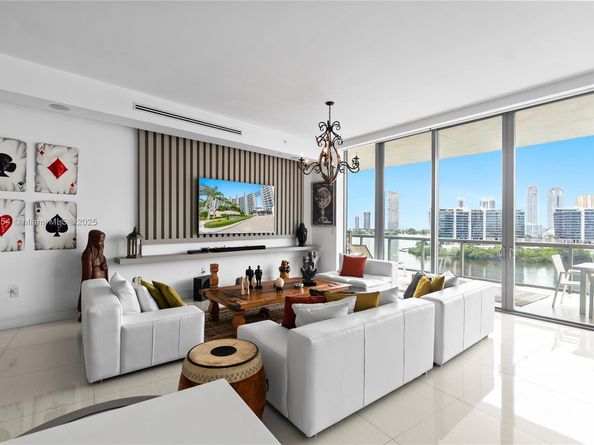 3300 NE 188th St LPH16, Aventura FL 33180