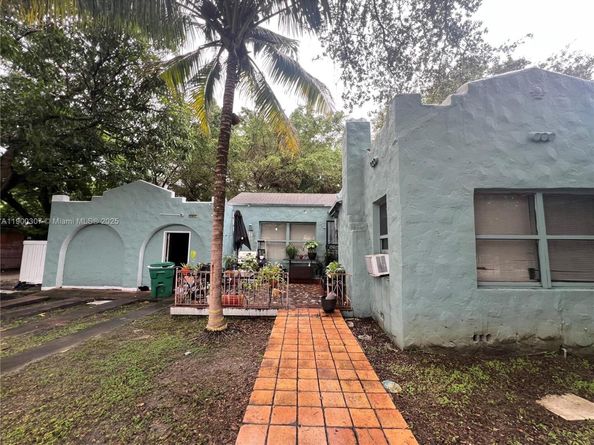 1361 NW 32nd St, Miami FL 33142
