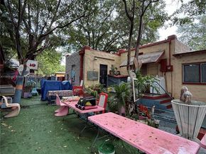 1361 NW 32nd St, Miami FL 33142