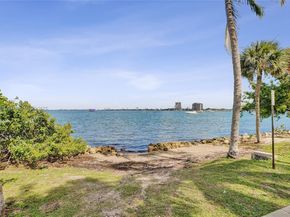 1900 N Bayshore Dr 3207, Miami FL 33132