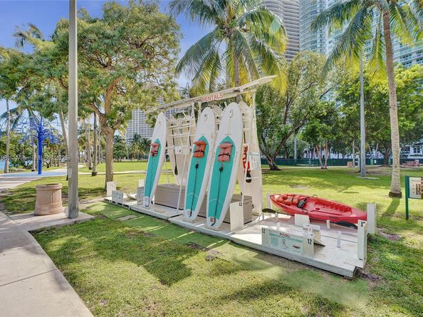 1900 N Bayshore Dr 3207, Miami FL 33132