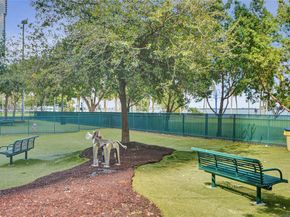 1900 N Bayshore Dr 3207, Miami FL 33132