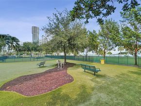 1900 N Bayshore Dr 3207, Miami FL 33132