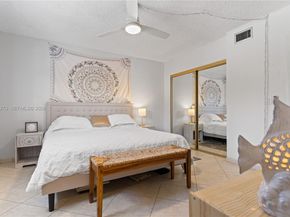 580 Egret Dr 111, Hallandale Beach FL 33009