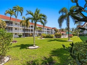 580 Egret Dr 111, Hallandale Beach FL 33009